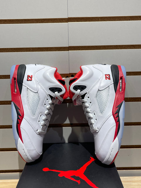 Jordan 5 Retro Fire Red Black Tongue (2025) (GS) Sz 5.5Y