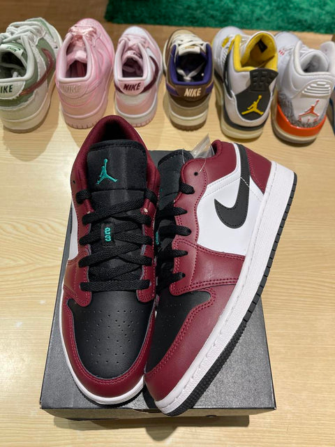 Jordan 1 Low SE Dark Beetroot Roma Green (GS)