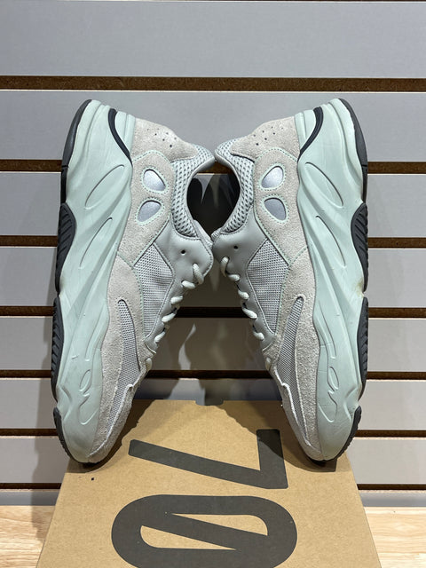 adidas Yeezy Boost 700 Salt Sz 13