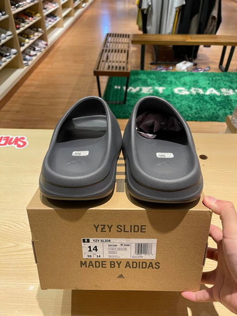 adidas Yeezy Slide Slate Grey Sz 14