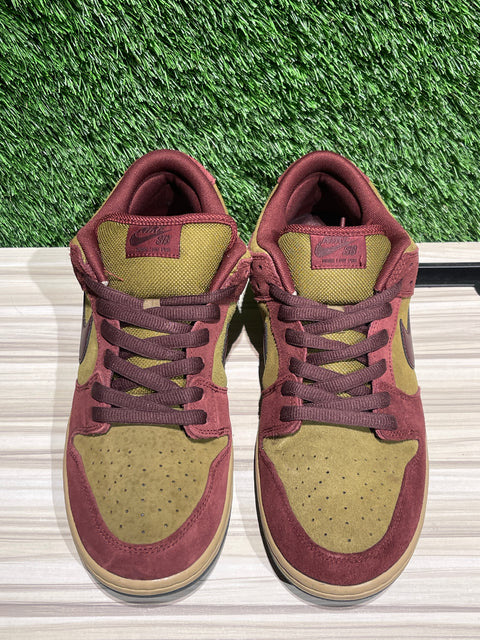 Nike SB Dunk Low Dark Team Red Olive Flak Sz 12