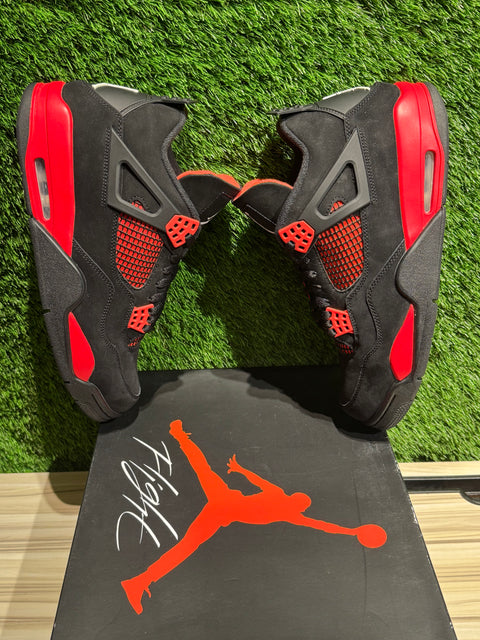 Jordan 4 Retro Red Thunder Sz 11.5