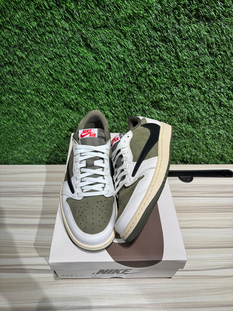 Jordan 1 Retro Low OG SP Travis Scott Medium Olive Sz 9