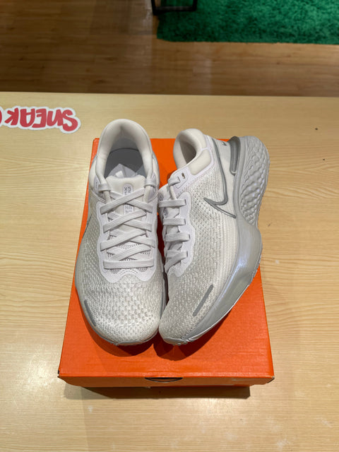 Nike ZoomX Invincible Run Flyknit 2 White Pure Platinum (Women's)