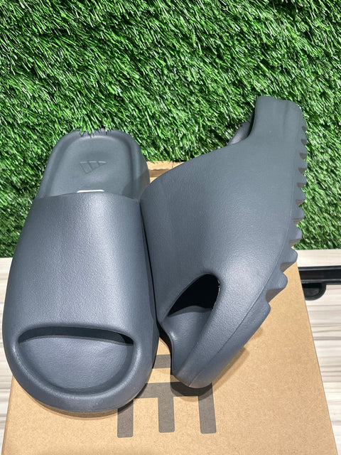 adidas Yeezy Slide Slate Grey Sz 8