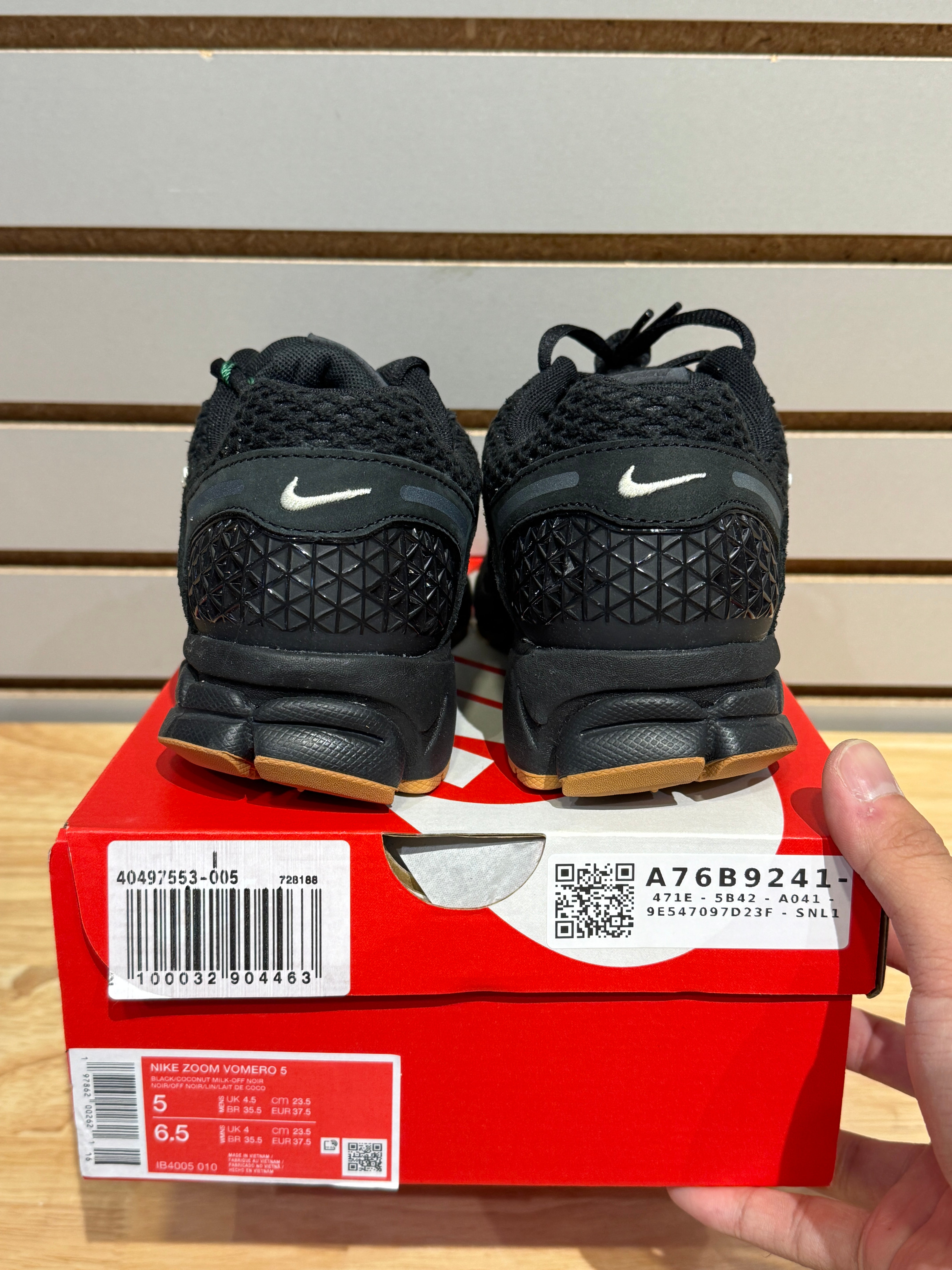 Nike Zoom Vomero 5 Black Gum Sz 5M – Sneak City