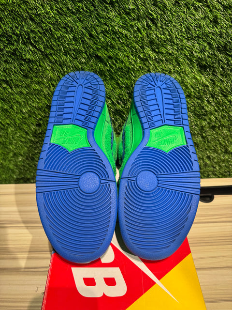 Nike SB Dunk Low Grateful Dead Bears Green Sz 7.5M