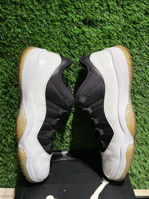 Jordan 11 Retro Low Tuxedo Sz 10M
