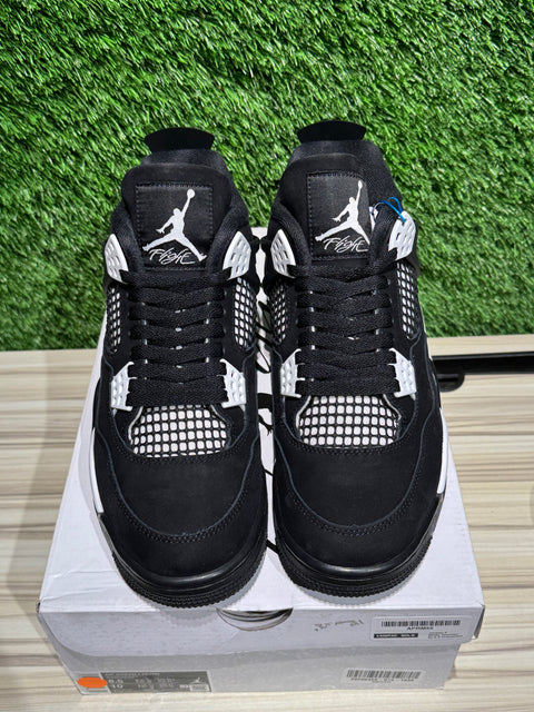 Jordan 4 Retro White Thunder Sz 8.5