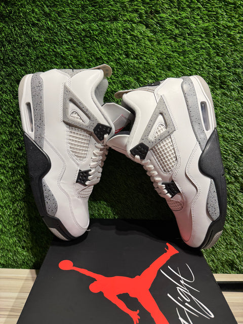 Jordan 4 Retro White Cement (2025) Sz 9.5M