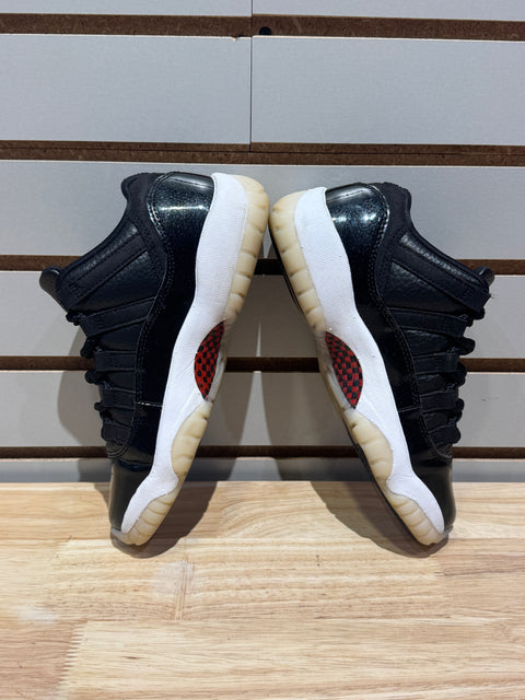Jordan 11 Retro Low 72-10 (GS) Sz 4Y