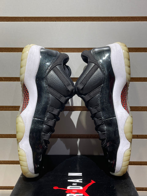 Jordan 11 Retro Low 72-10 Sz 10.5