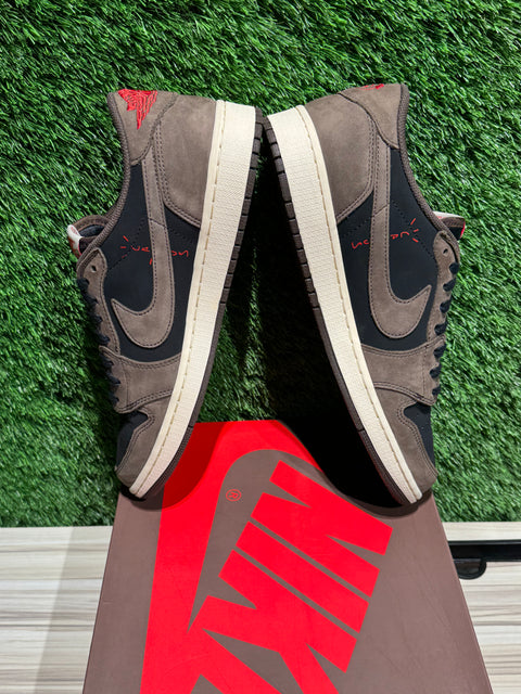 Jordan 1 Retro Low OG SP Travis Scott Mocha Sz 12M