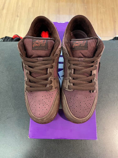 Nike SB Dunk Low City of Love Burgundy Crush Sz 7M