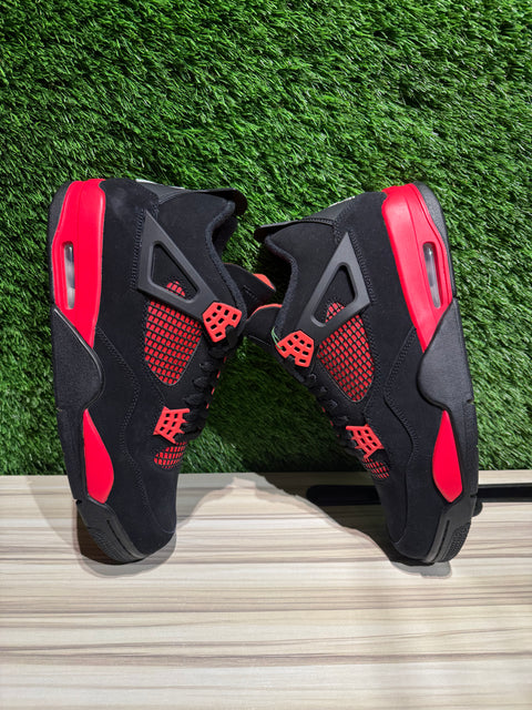Jordan 4 Retro Red Thunder Sz 11