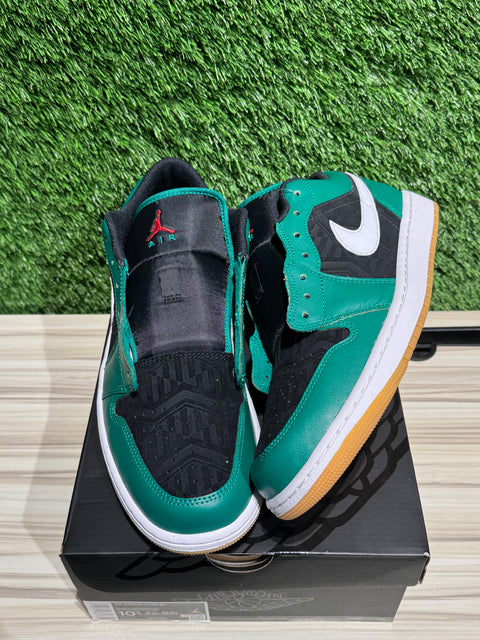 Jordan 1 Low SE Holiday Special (2022) Sz 10.5