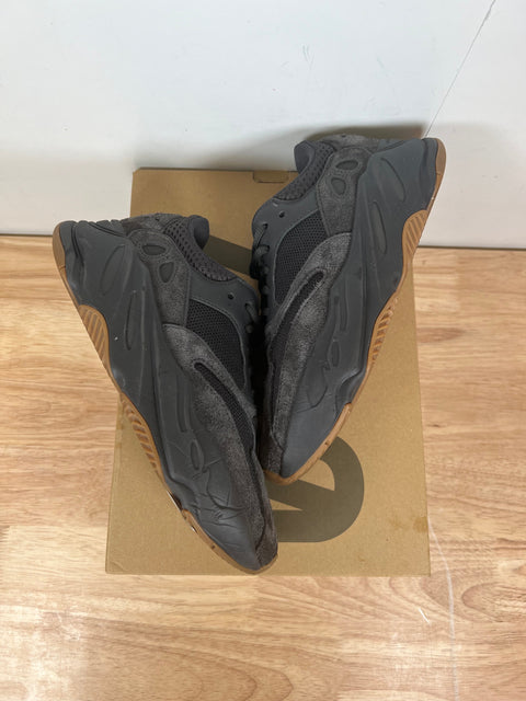 adidas Yeezy Boost 700 Utility Black