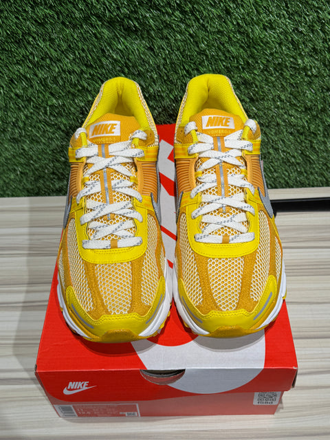 Nike Zoom Vomero 5 Yellow Ochre Sz 11