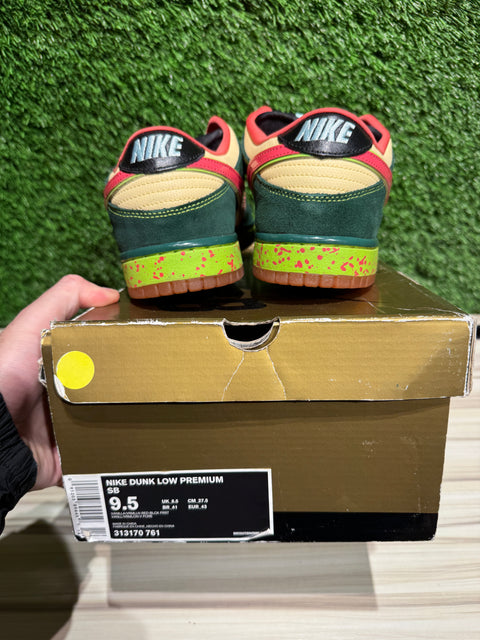 Nike SB Dunk Low Mosquito Sz 9.5