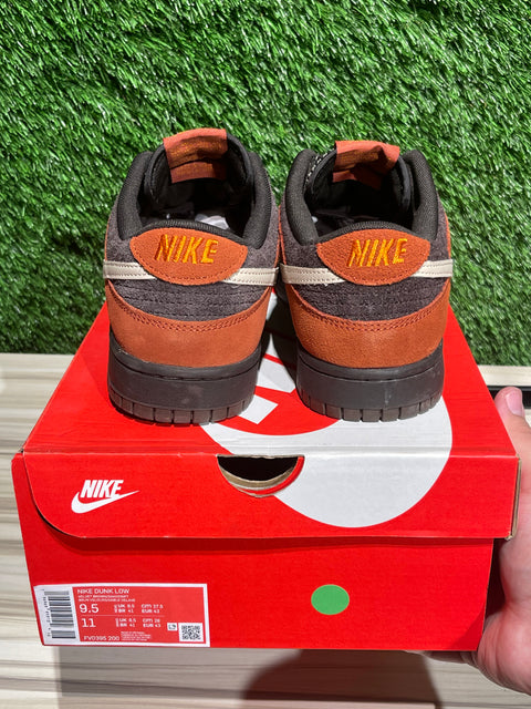 Nike Dunk Low Red Panda Sz 9.5M