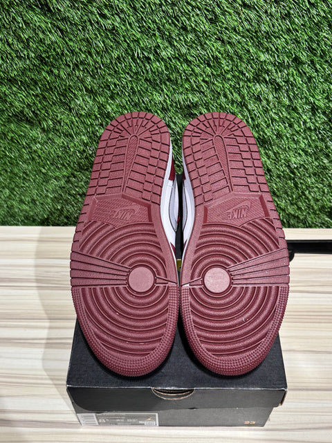 Jordan 1 Low White Bordeaux Sz 8.5M