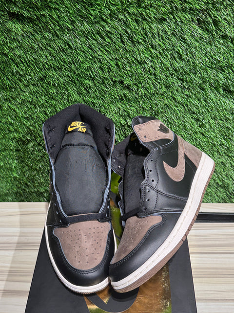 Jordan 1 Retro High OG Palomino Sz 8M