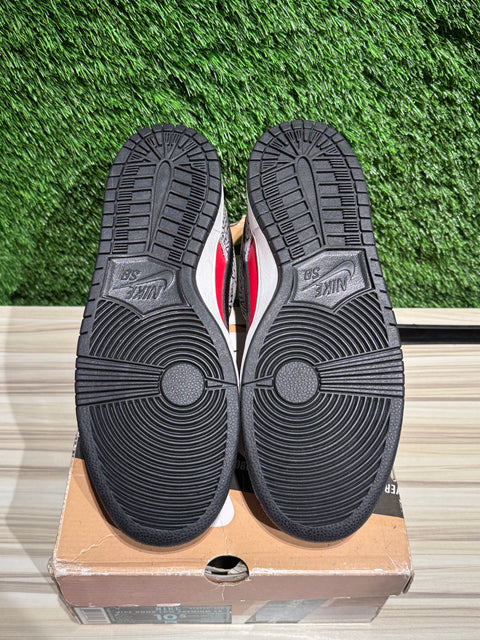 Nike SB Dunk Low Supreme Red Cement (2012) Sz 10.5M..