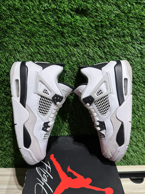 Jordan 4 Retro Military Black (GS) Sz 4Y