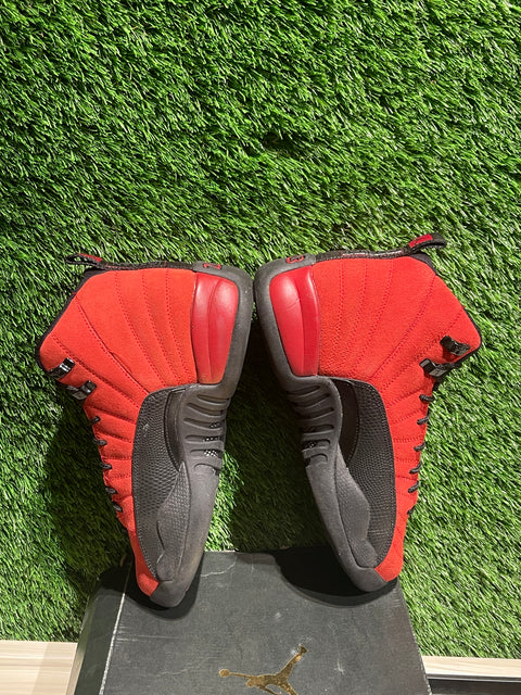 Jordan 12 Retro Reverse Flu Game Sz 7Y (GS)