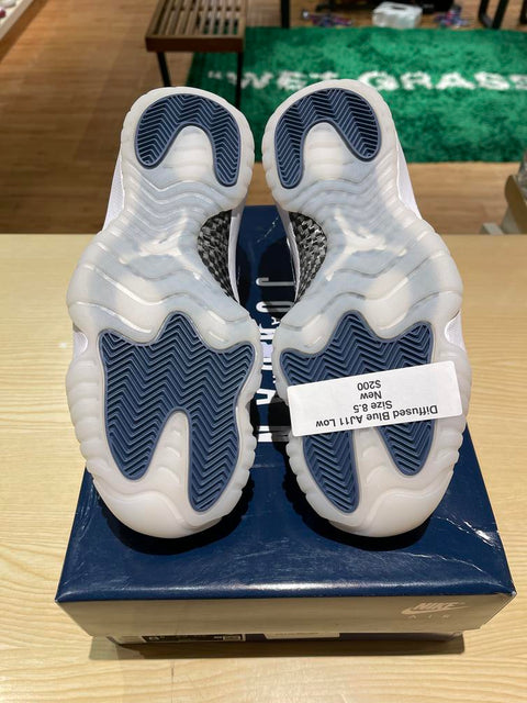 Jordan 11 Retro Low Diffused Blue