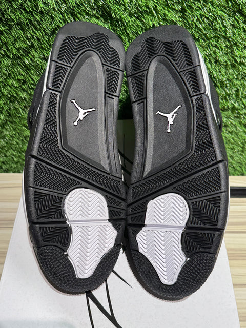 Jordan 4 Retro White Thunder Sz 10.5M