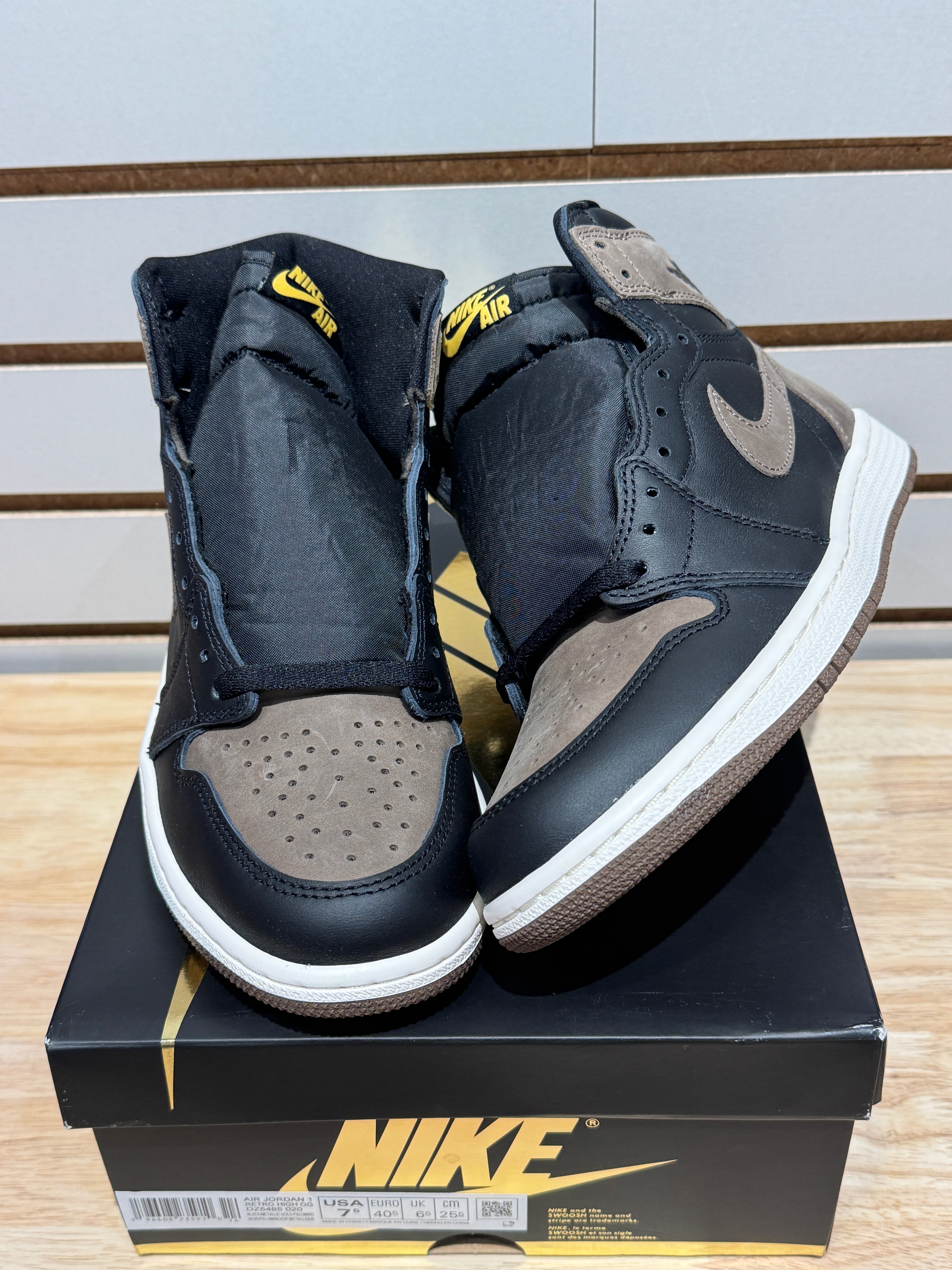 Jordan 1 Retro High OG Palomino Sz 7.5 – Sneak City
