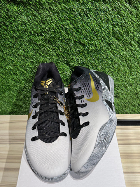 Nike Kobe 9 EM Low Protro Mambacita Sz 10