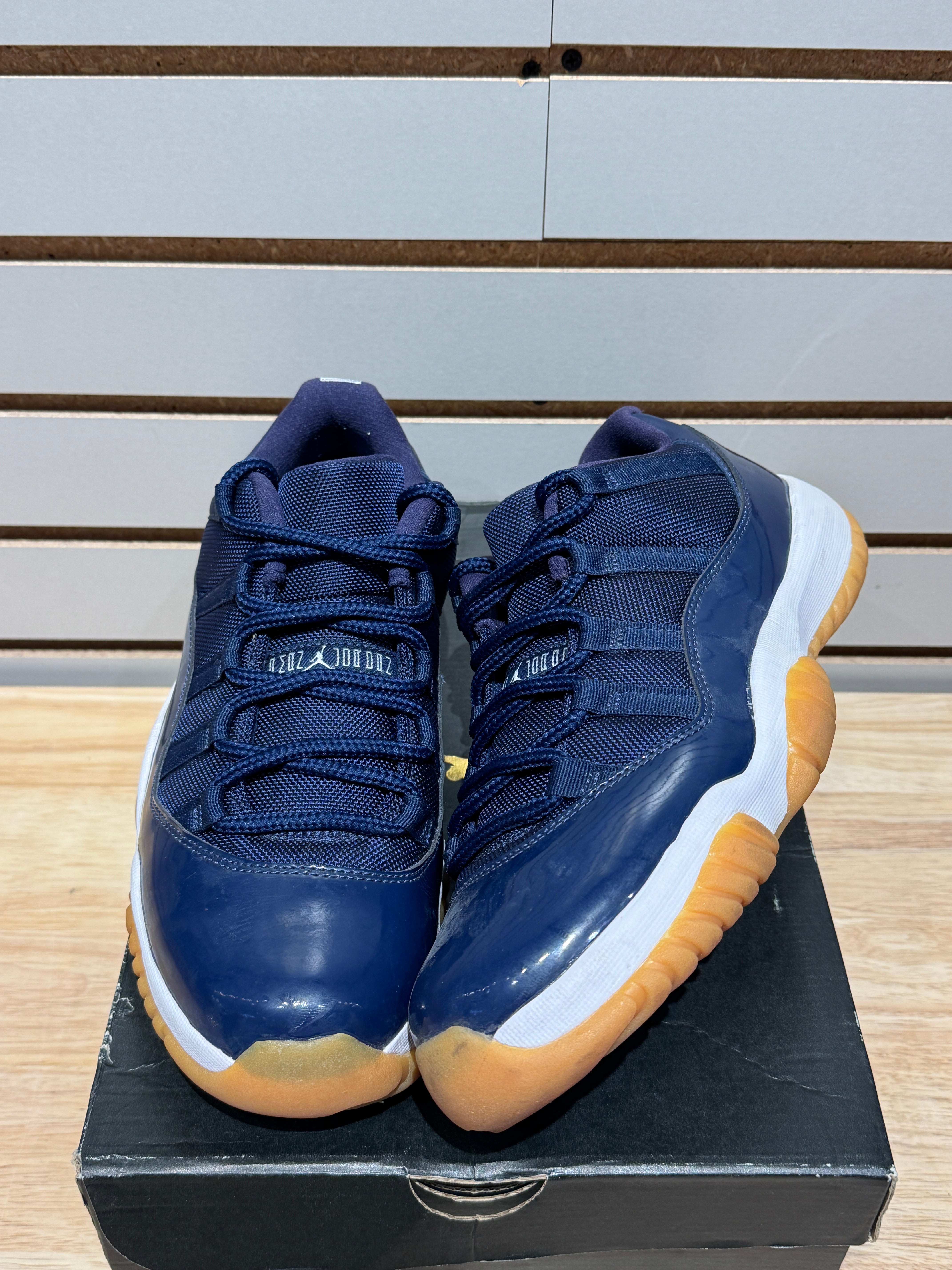 Jordan 11 Retro Low Midnight Navy Sz 9.5 – Sneak City