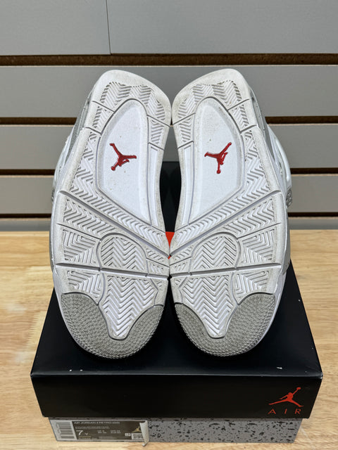 Jordan 4 Retro White Oreo (2021) (GS) Sz 7Y