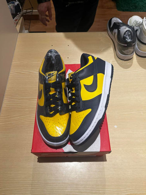 Nike Dunk Low Michigan (2021/2024) (GS) Sz 7Y/8.5W