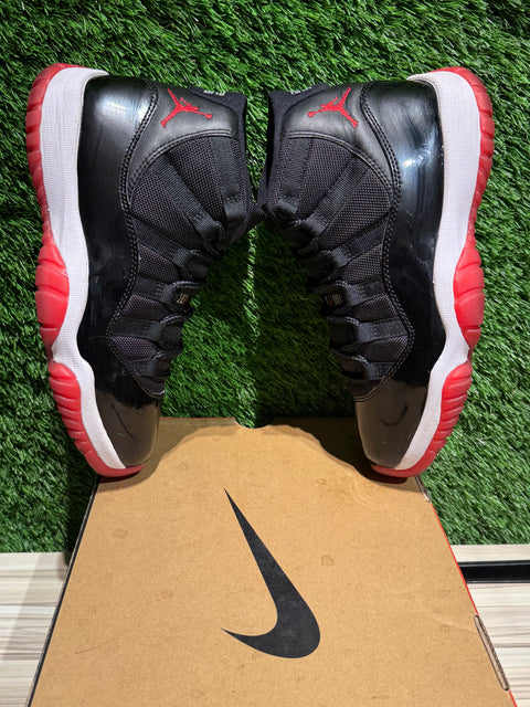 Jordan 11 Retro Playoffs Bred (2019) Sz 7M