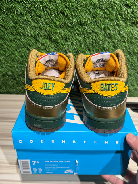 Nike SB Dunk Low Doernbecher (2018) Sz 7.5M