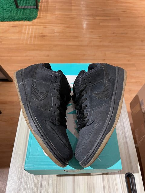 Nike SB Dunk Low Black Snake Gum