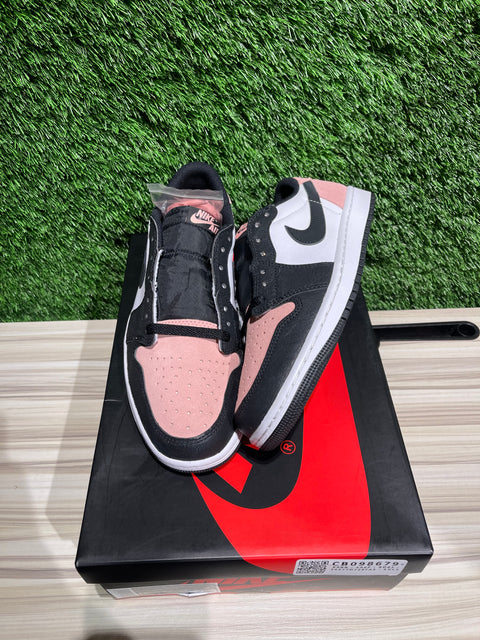 Jordan 1 Low OG Bleached Coral Sz 8.5