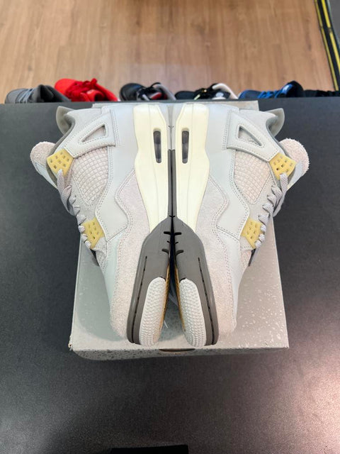 Jordan 4 Retro SE Craft Photon Dust