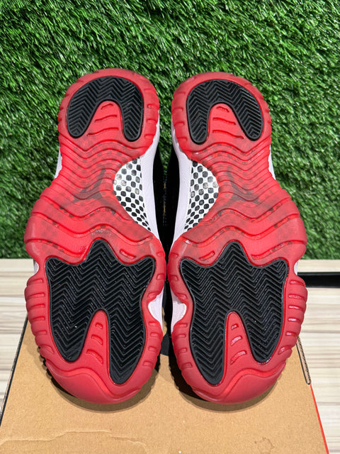 Jordan 11 Retro Playoffs Bred (2019) Sz 7M