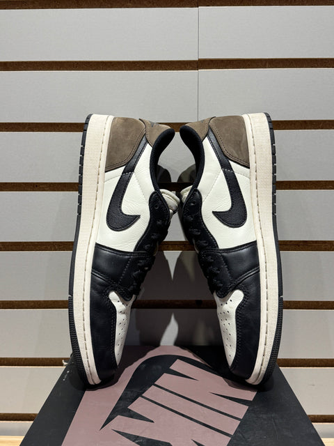 Jordan 1 Retro Low OG Mocha Sz 10.5