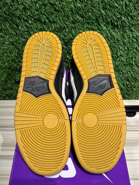 Nike Dunk Low Pro SB Black White Gum