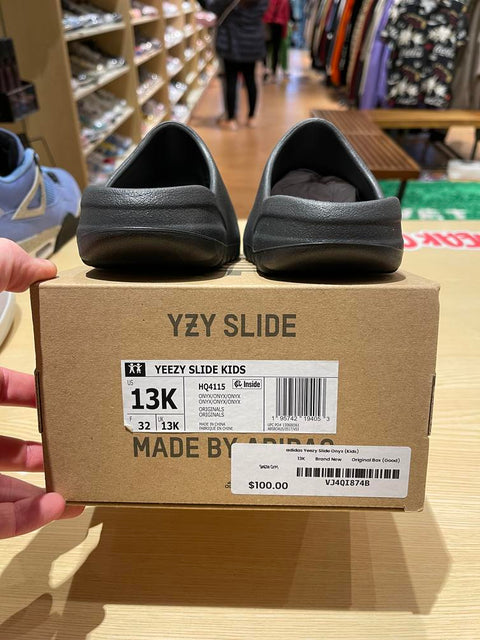 adidas Yeezy Slide Onyx (Kids) Sz 13K