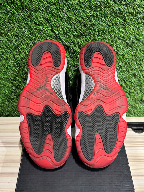 Jordan 11 Retro Playoffs (2012) Sz 8.5M