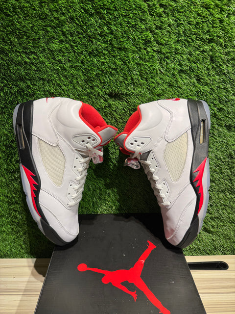 Jordan 5 Retro Fire Red Silver Tongue (2020) Sz 13