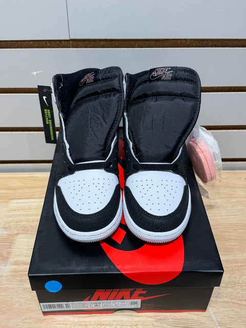 Jordan 1 Retro High OG Bleached Coral (GS) Sz 4.5Y