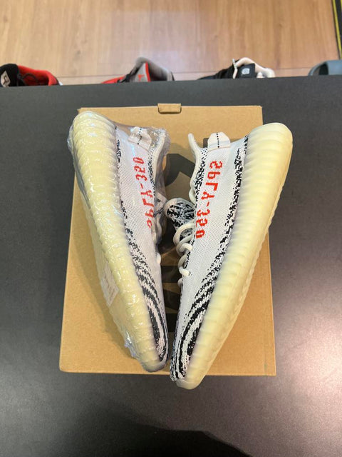 adidas Yeezy Boost 350 V2 Zebra Sz 6.5M