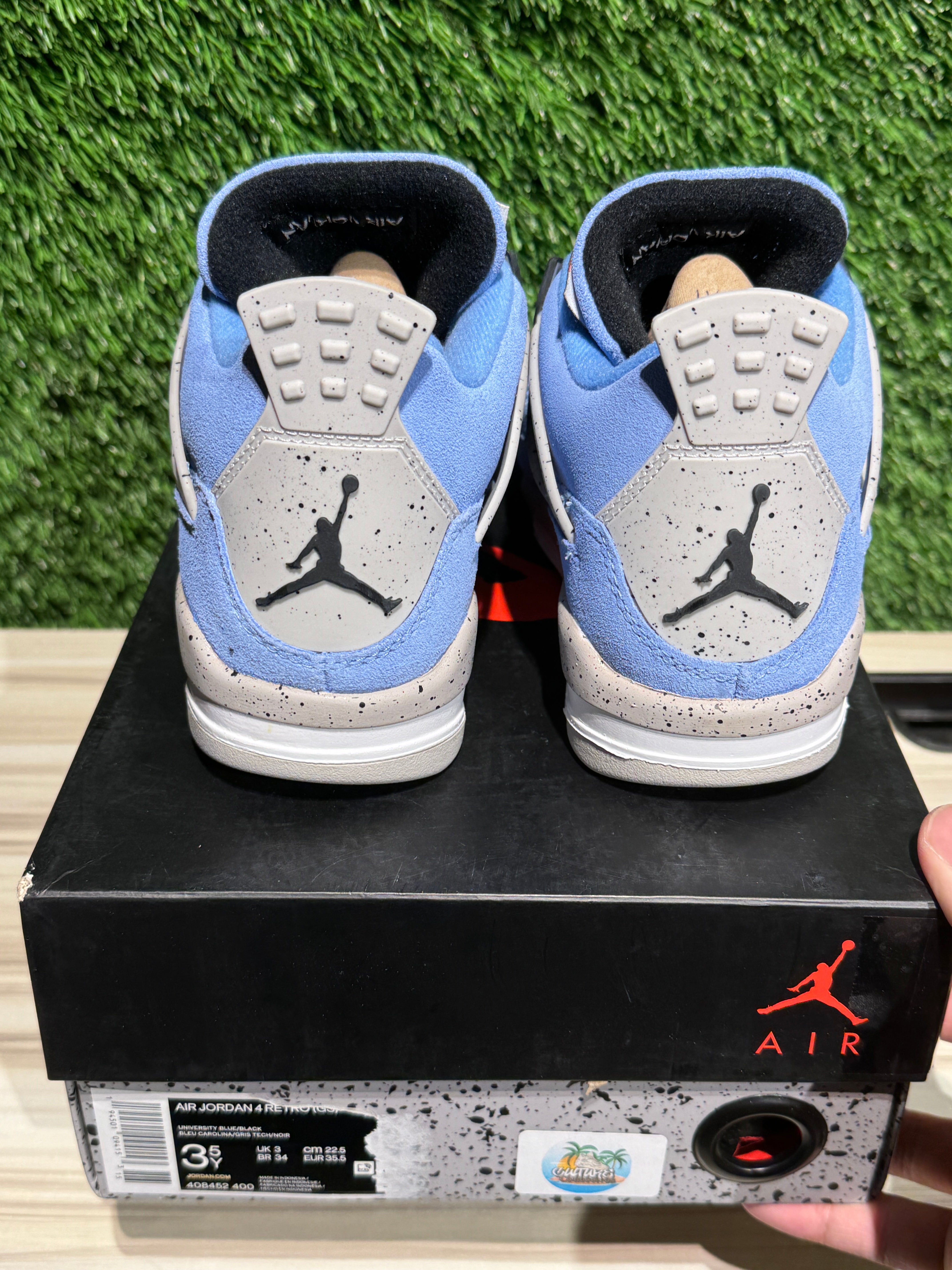 Jordan 4 Retro University Blue (GS) Sz 3.5Y – Sneak City